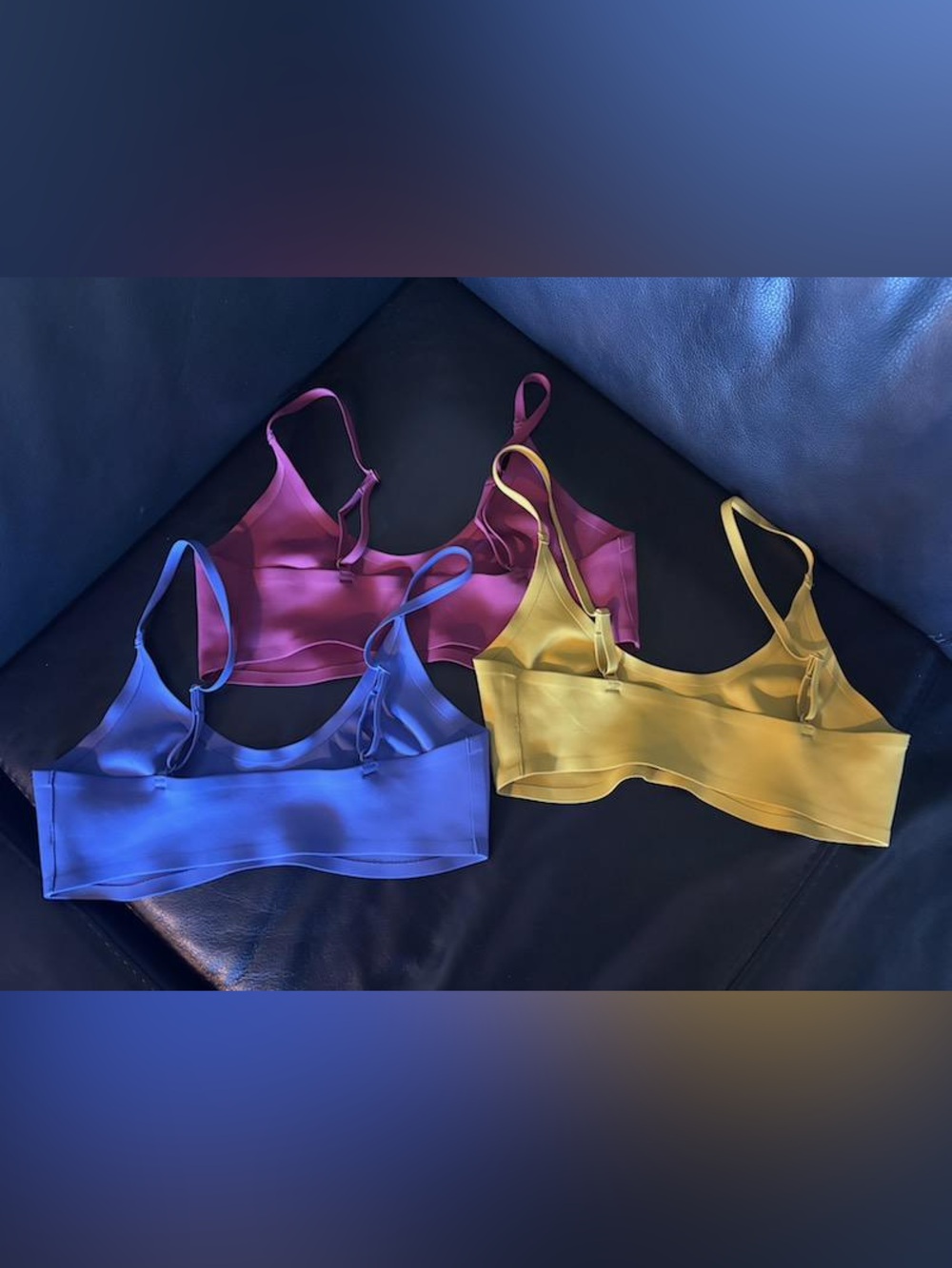 FREE PEOPLE SET OF 3 BRAS 
SIZE MEDIUM
Washed and never worn - Picture 3 of 5